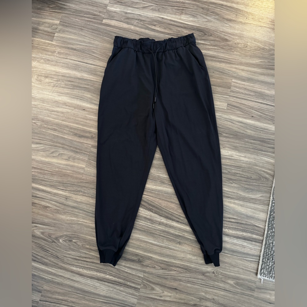 Lululemon Keep Moving Jogger